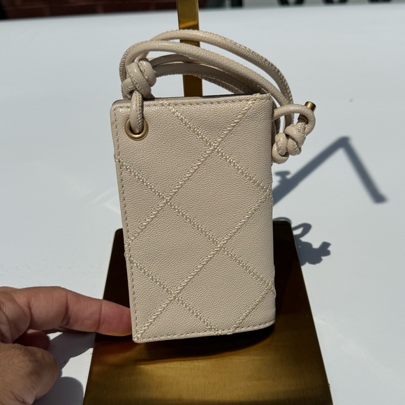 ❤️Tory Burch Leather Lanyard NWT - Picture 4 of 4